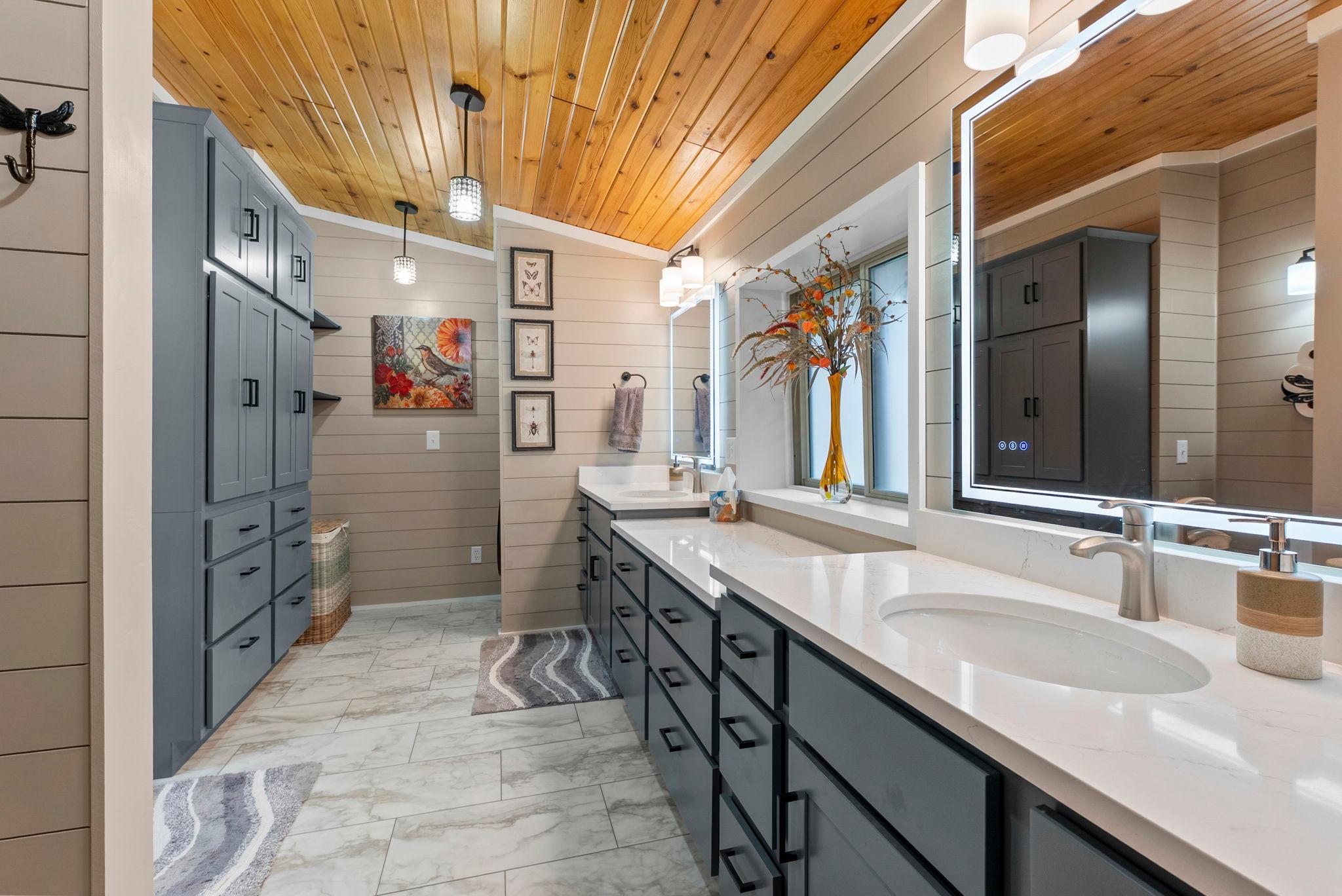 61-web-or-mls-5121 Dake Rd-375.jpg