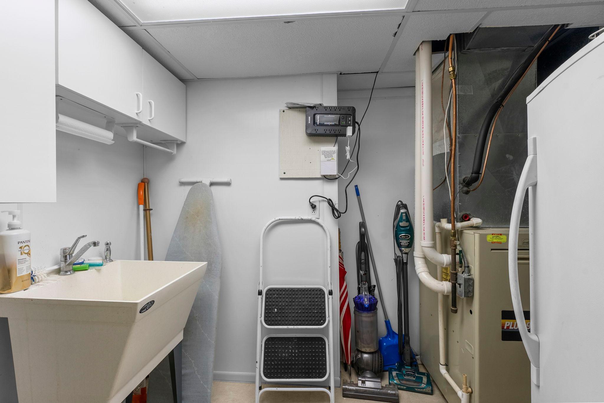 SEcond laundry area if needed and furnace room