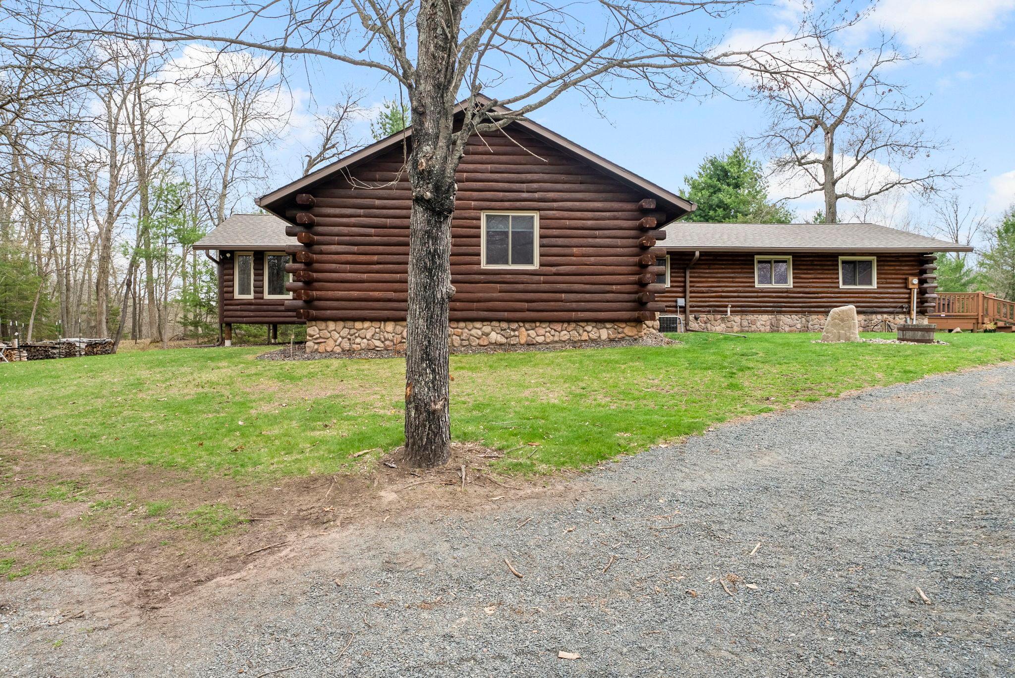 87-web-or-mls-5121 Dake Rd-215.jpg