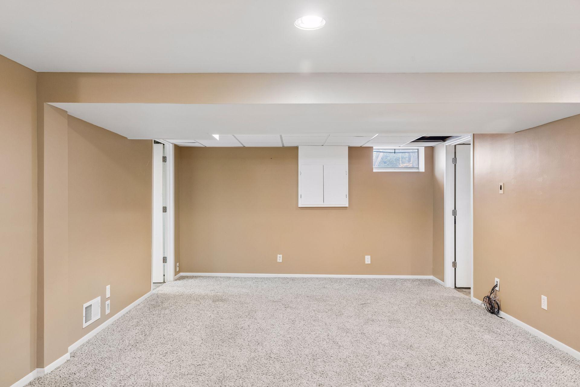 The basement has so much space!
