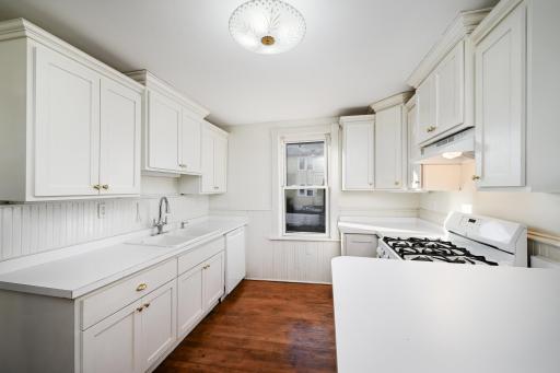 11 Como Avenue, Saint Paul, MN 55103