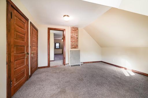 11 Como Avenue, Saint Paul, MN 55103