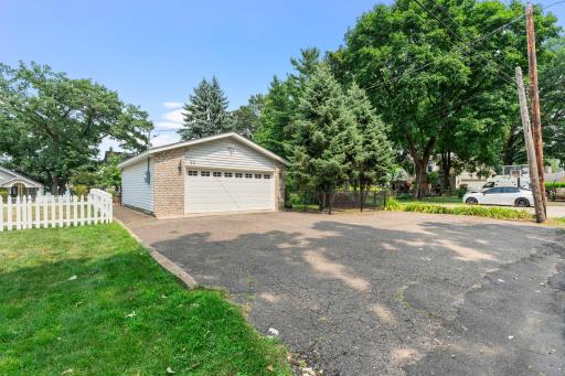 23 Birchwood Lane, Birchwood, MN 55110