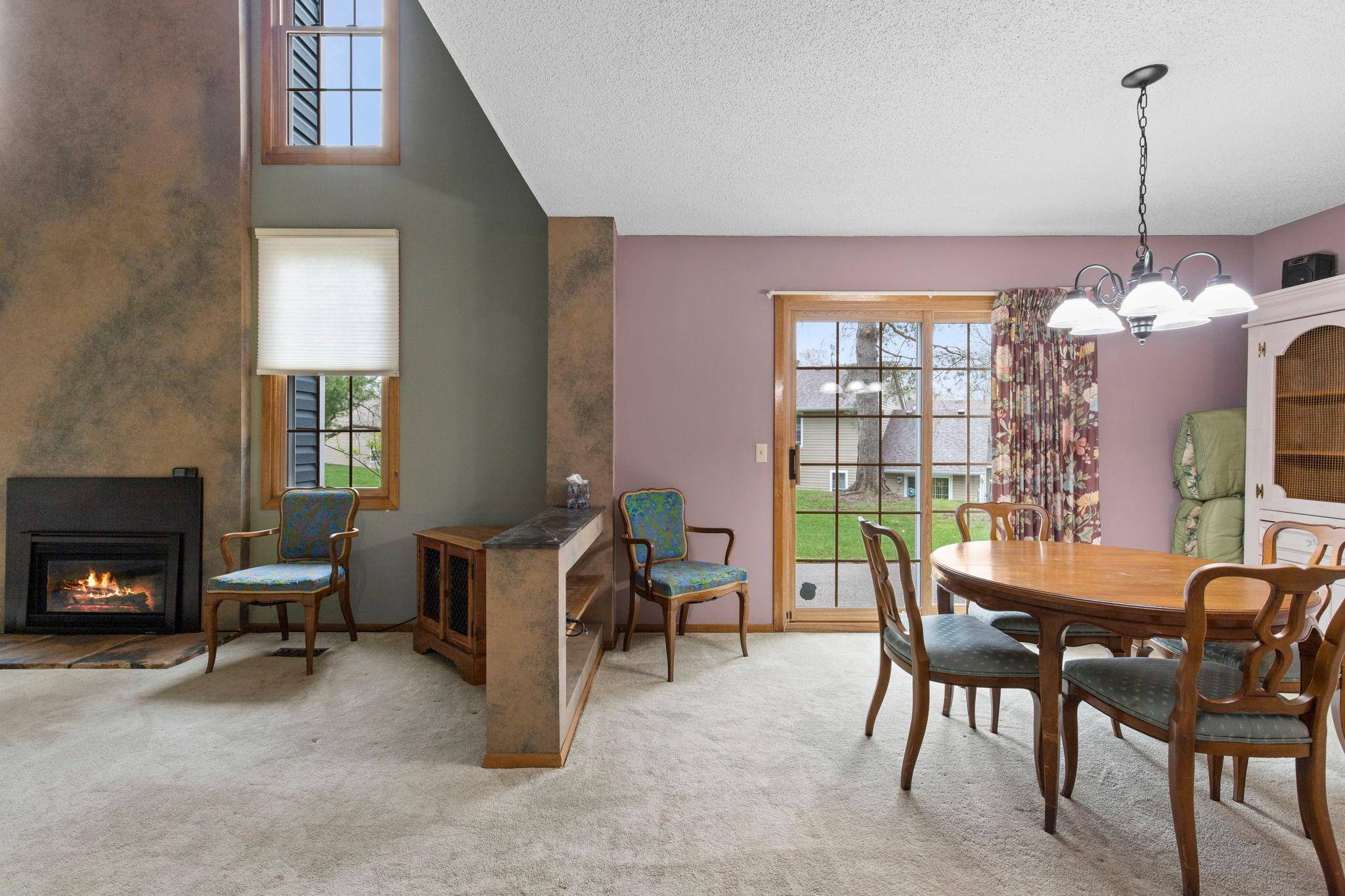 28-web-or-mls-6512 Upper 23rd St N-63.jpg