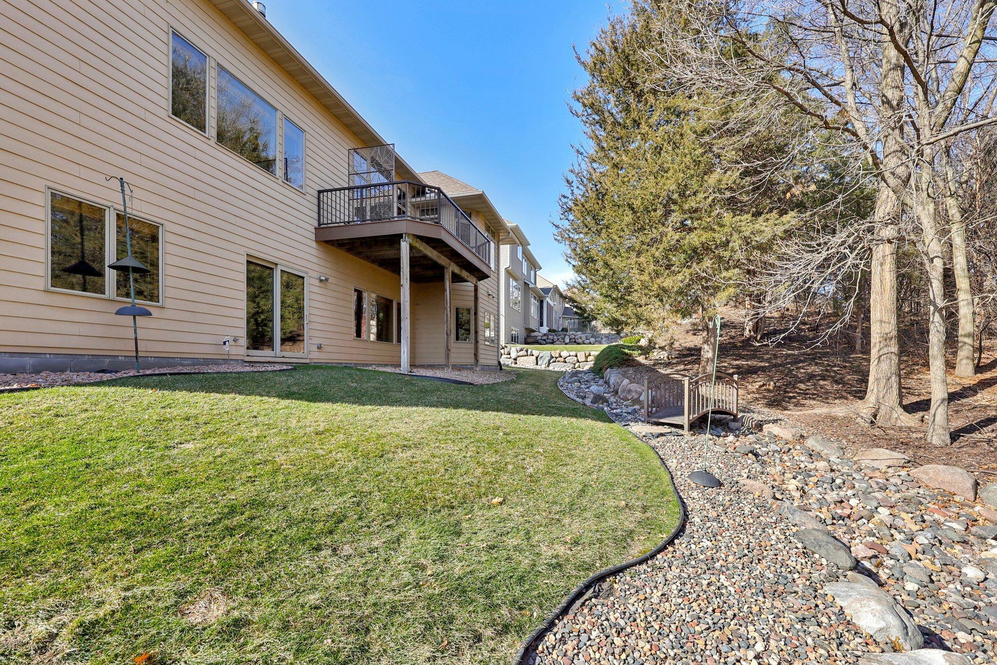 55-web-or-mls-Kings Ct.-S2603-055.jpg
