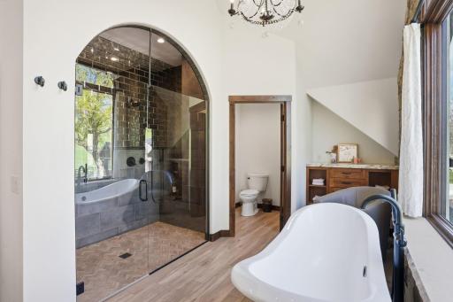052 primary bath