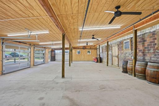 heated lean-to / garage