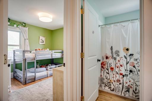 3258 Hayes Street NE, Minneapolis, MN 55418