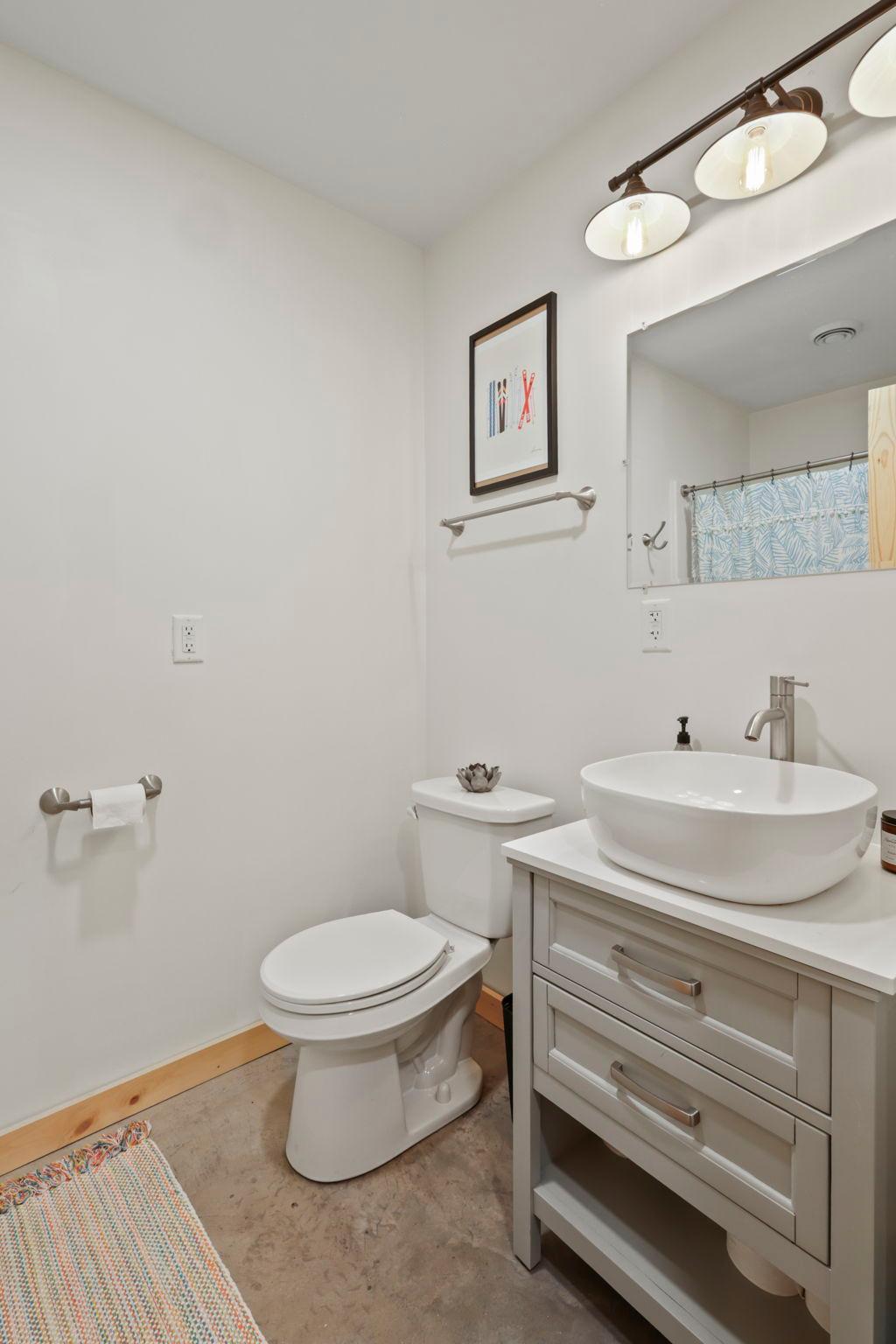 Lower Level 3/4 Bath