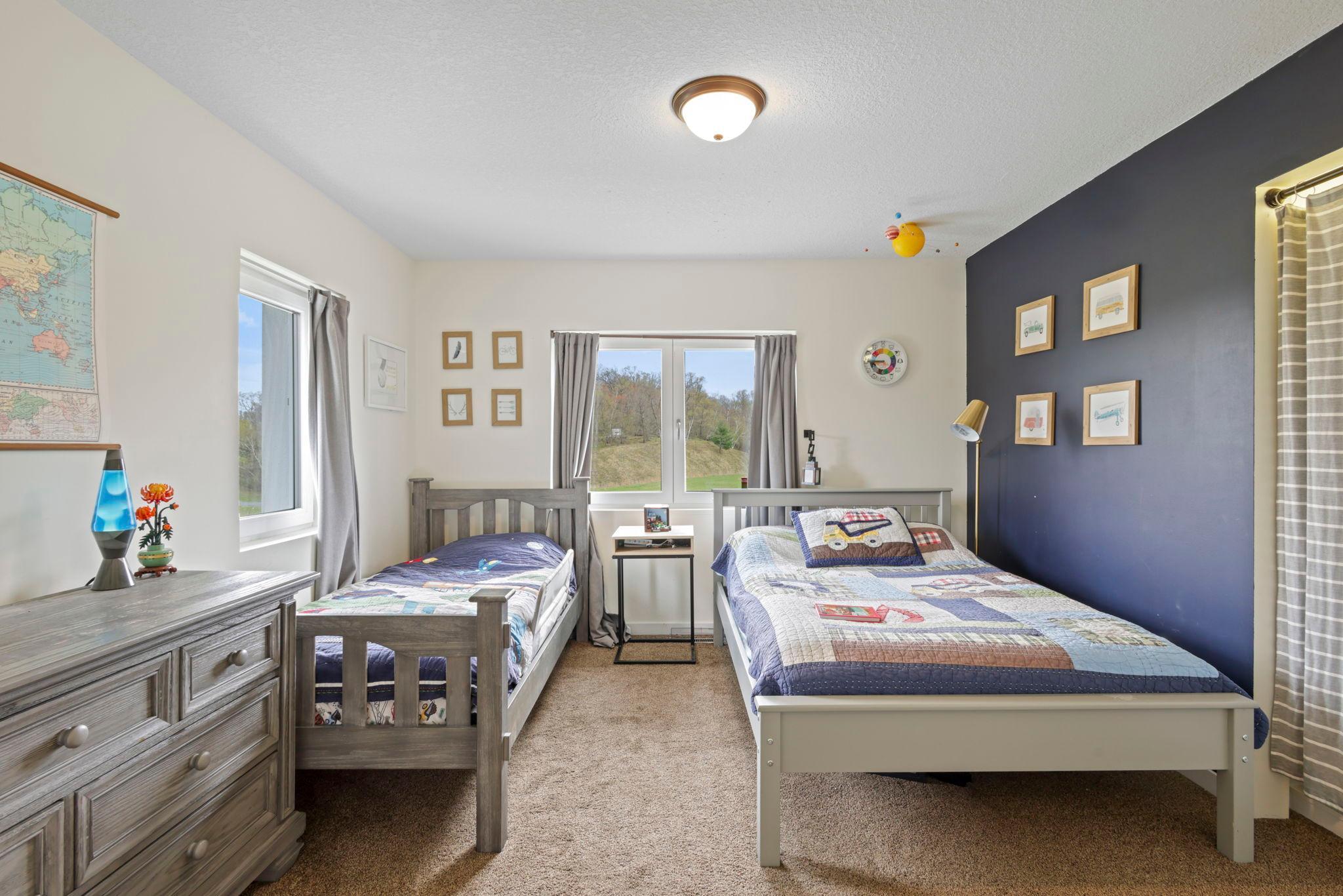 Upper Level Bed 2