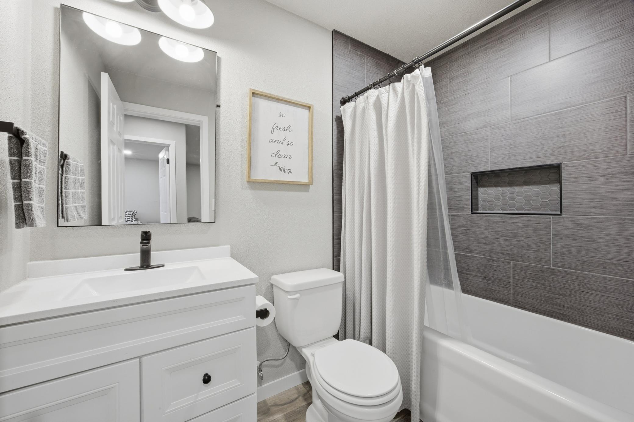 Full bath - Basement