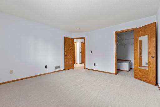 11105 Drake Street NW, Minneapolis, MN 55433