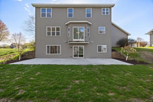22618 Zion Parkway NW, Oak Grove, MN 55005