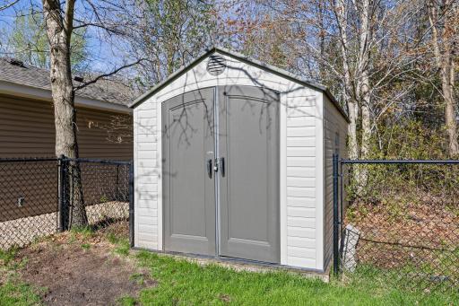 22618 Zion Parkway NW, Oak Grove, MN 55005
