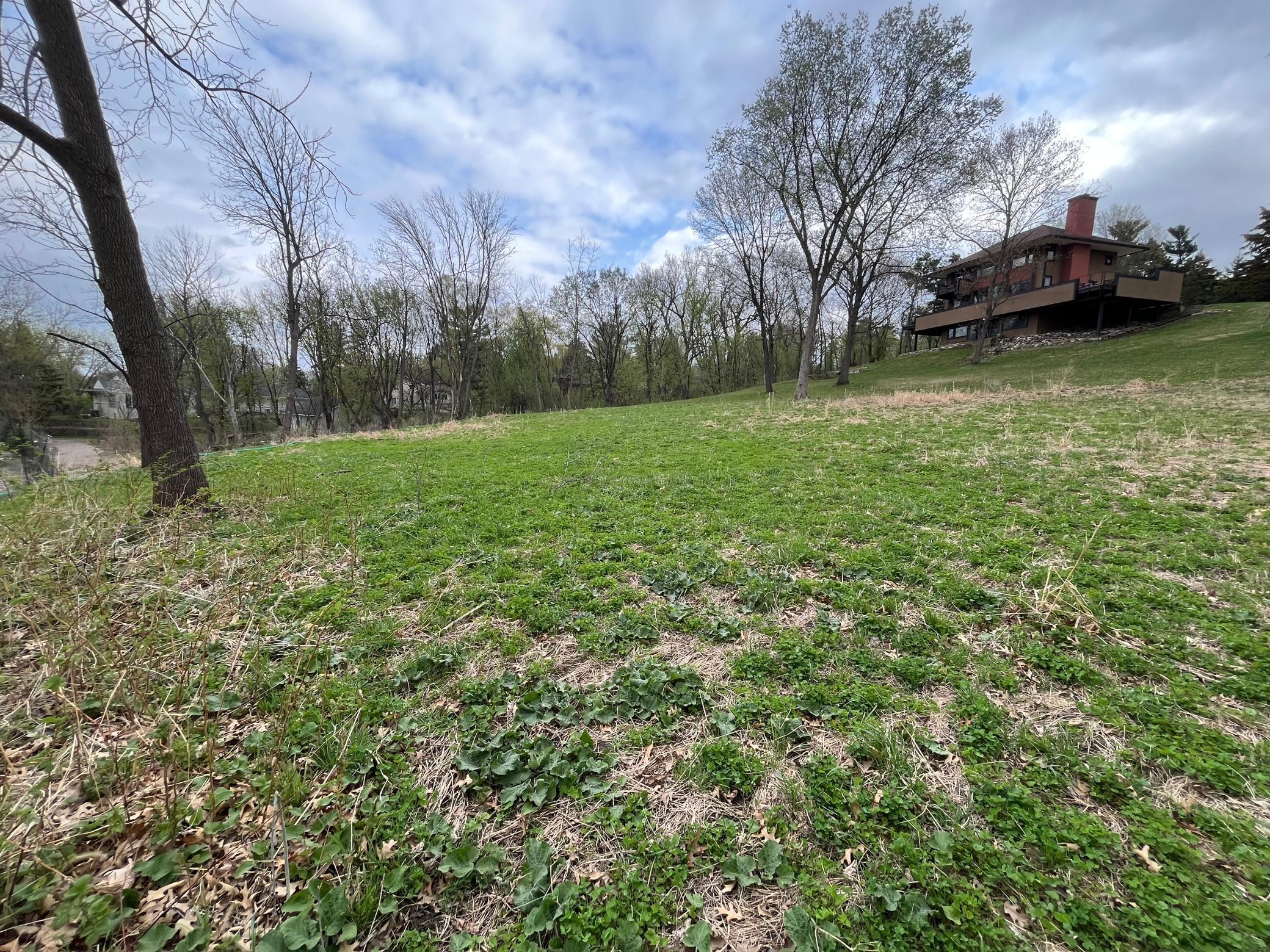 A beautiful lot ready for your build!