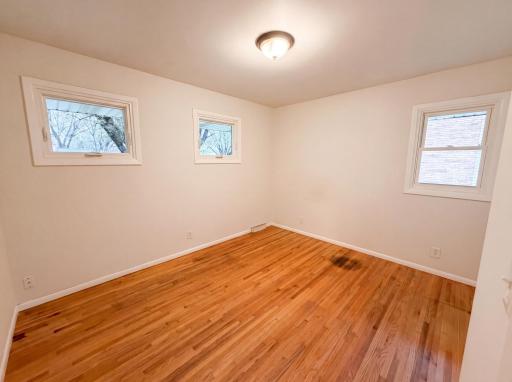 listing_11.jpg