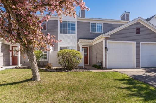 2009 Southcross Drive W, 903, Burnsville, MN 55306