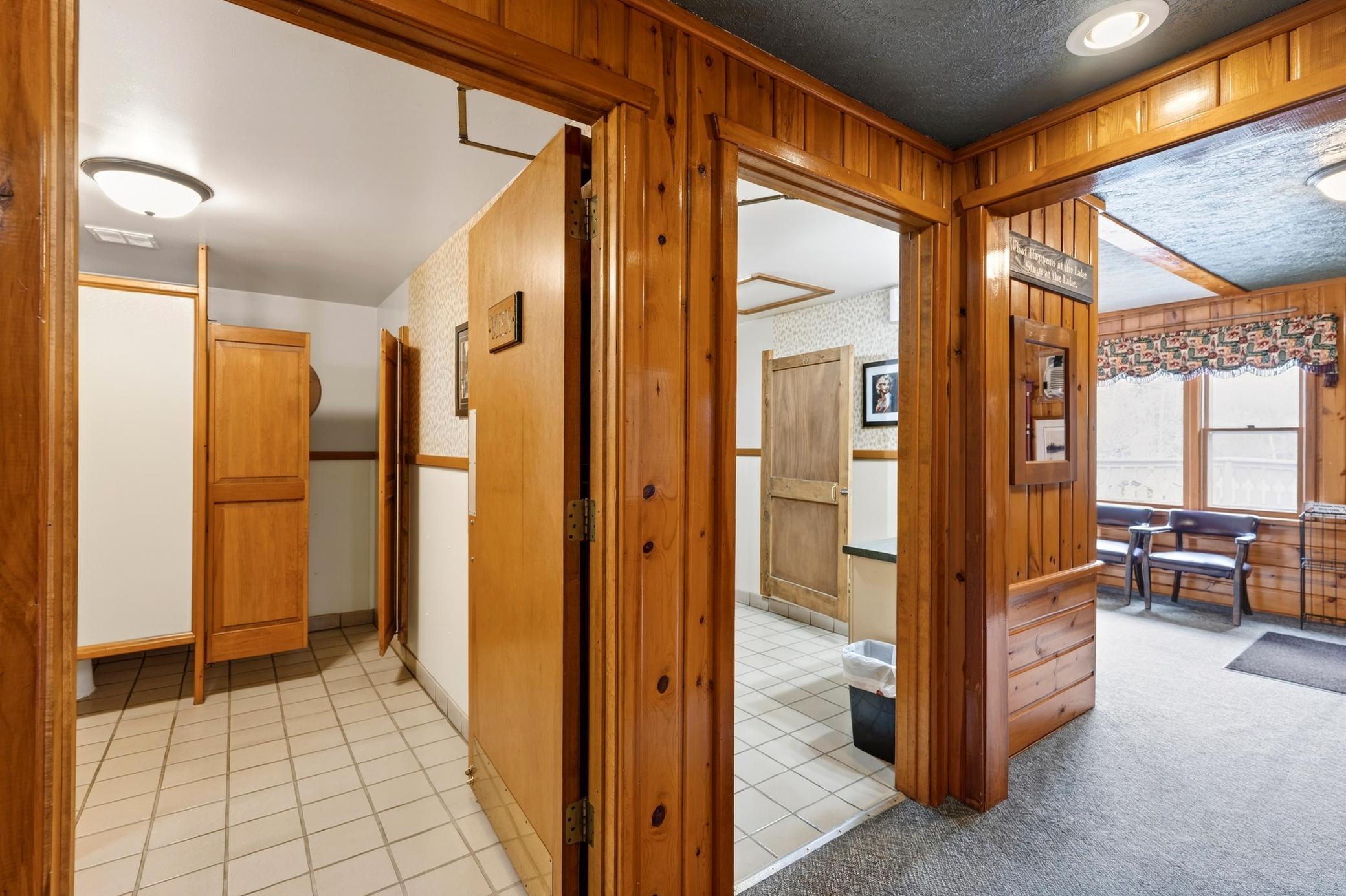 LostLandLakeLodge-64.jpg