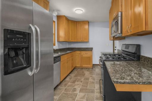 1557 Dale Street N, Saint Paul, MN 55117