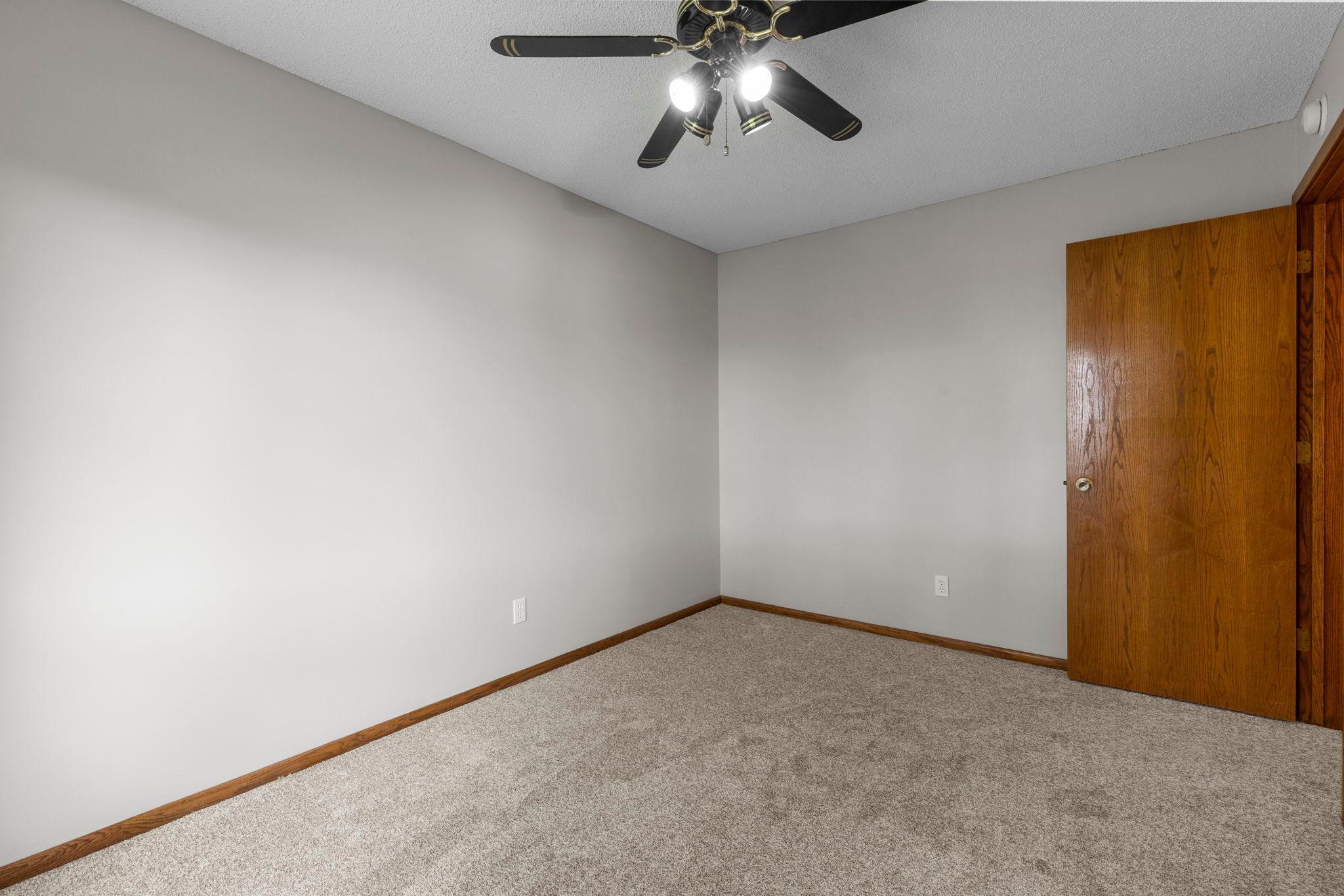 48-web-or-mls-1009 Gramsey Pl-129.jpg