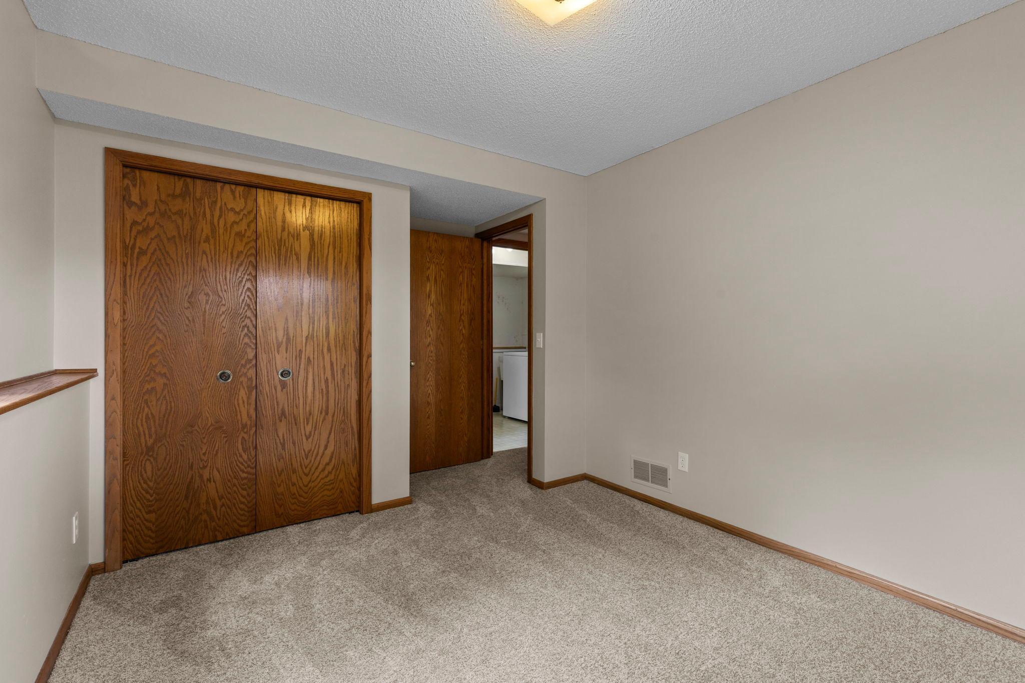 62-web-or-mls-1009 Gramsey Pl-168.jpg