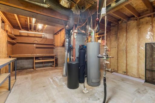 1009 Gramsey Place, Burnsville, MN 55306