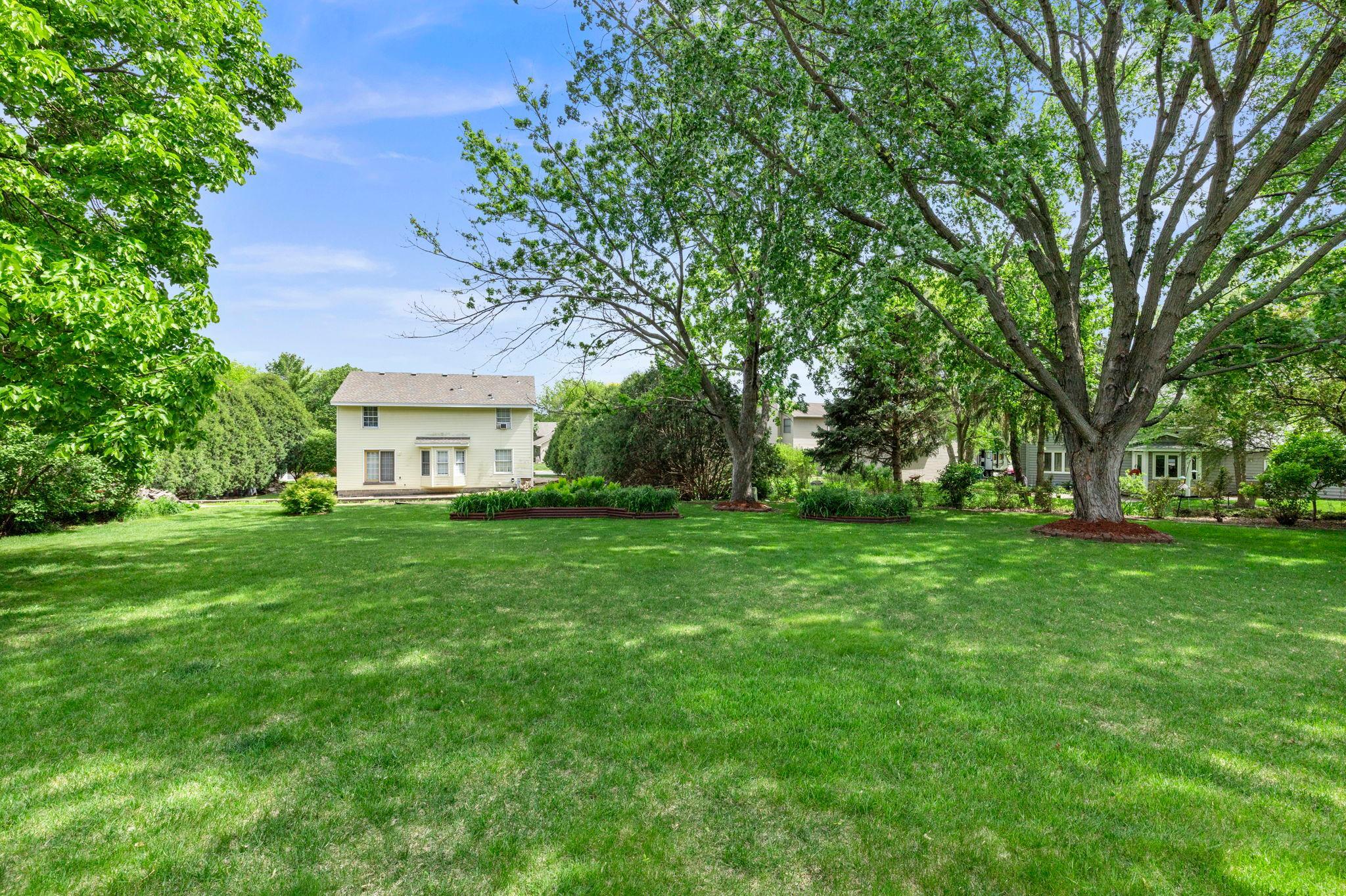 75-web-or-mls-1009 Gramsey Pl-30.jpg