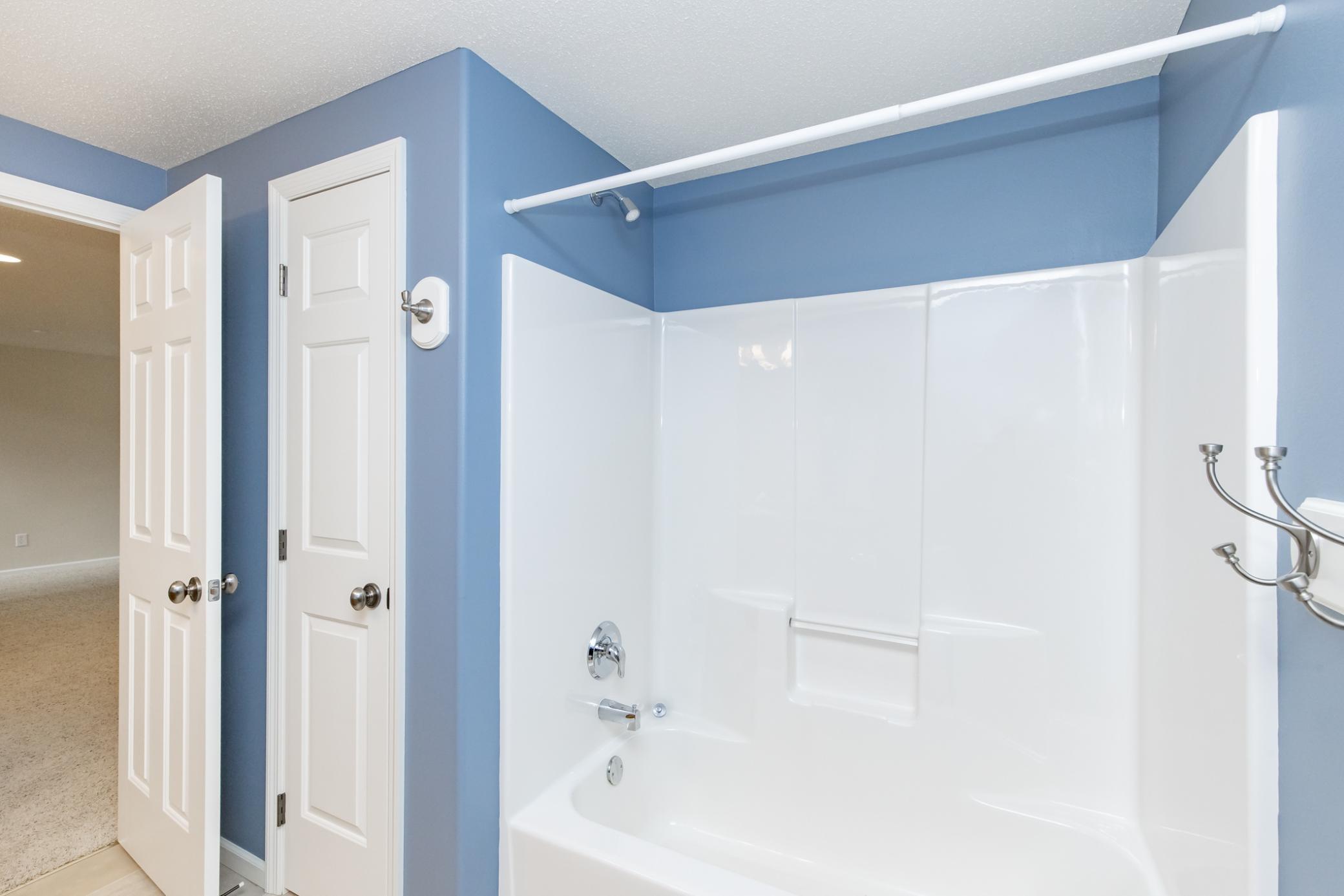 Bathroom 3 - Full