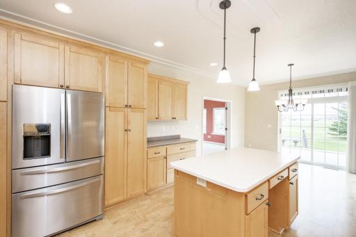 4532 Woodhaven Drive S, Fargo, ND 58104