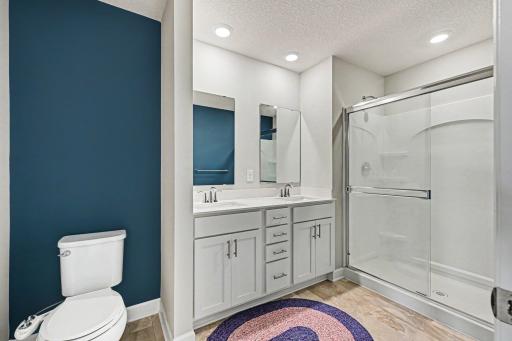 10529 Weston Way N, Osseo, MN 55369