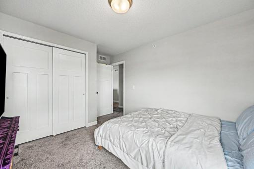 10529 Weston Way N, Osseo, MN 55369