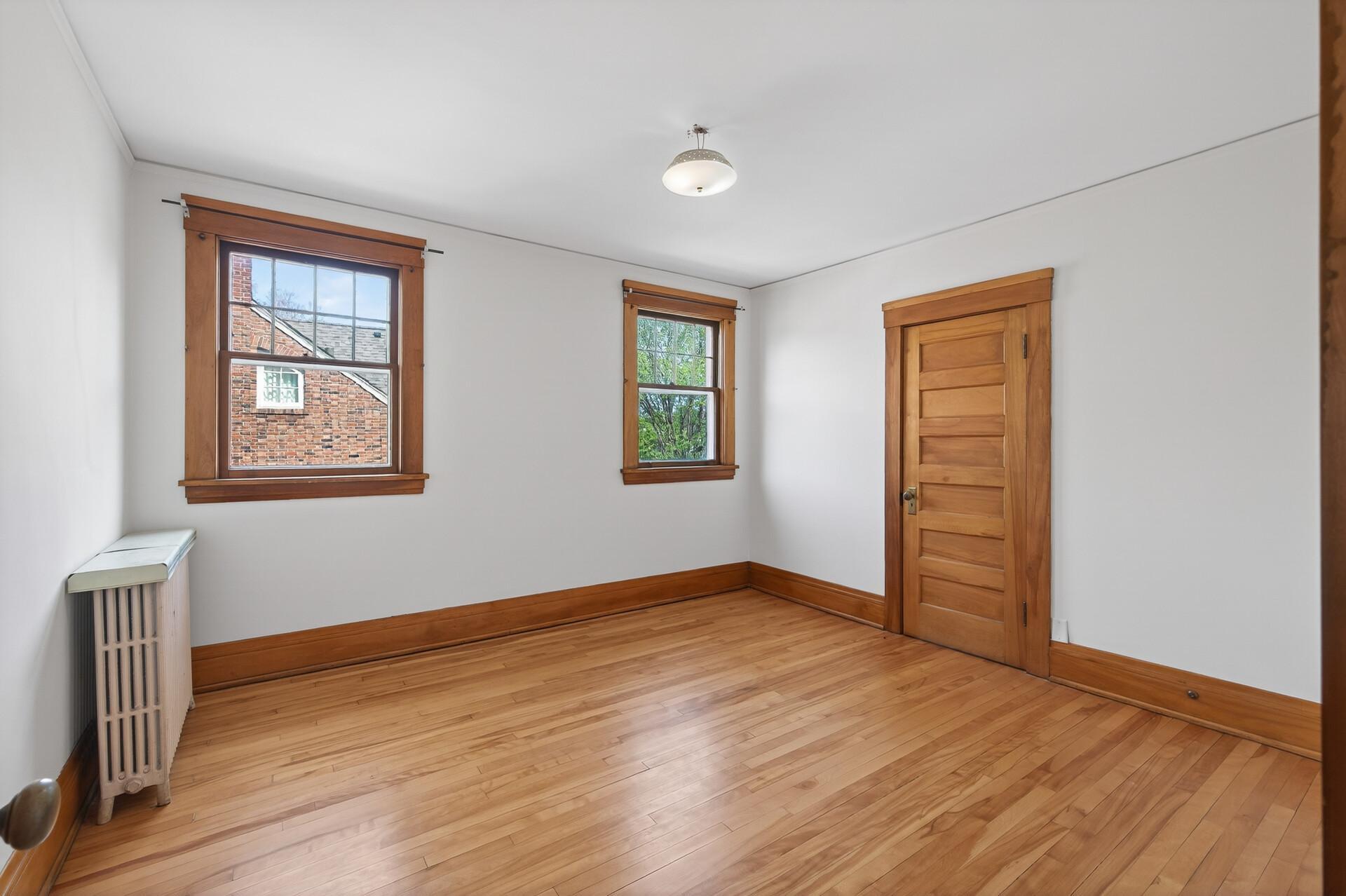 Upstairs Bedroom #2