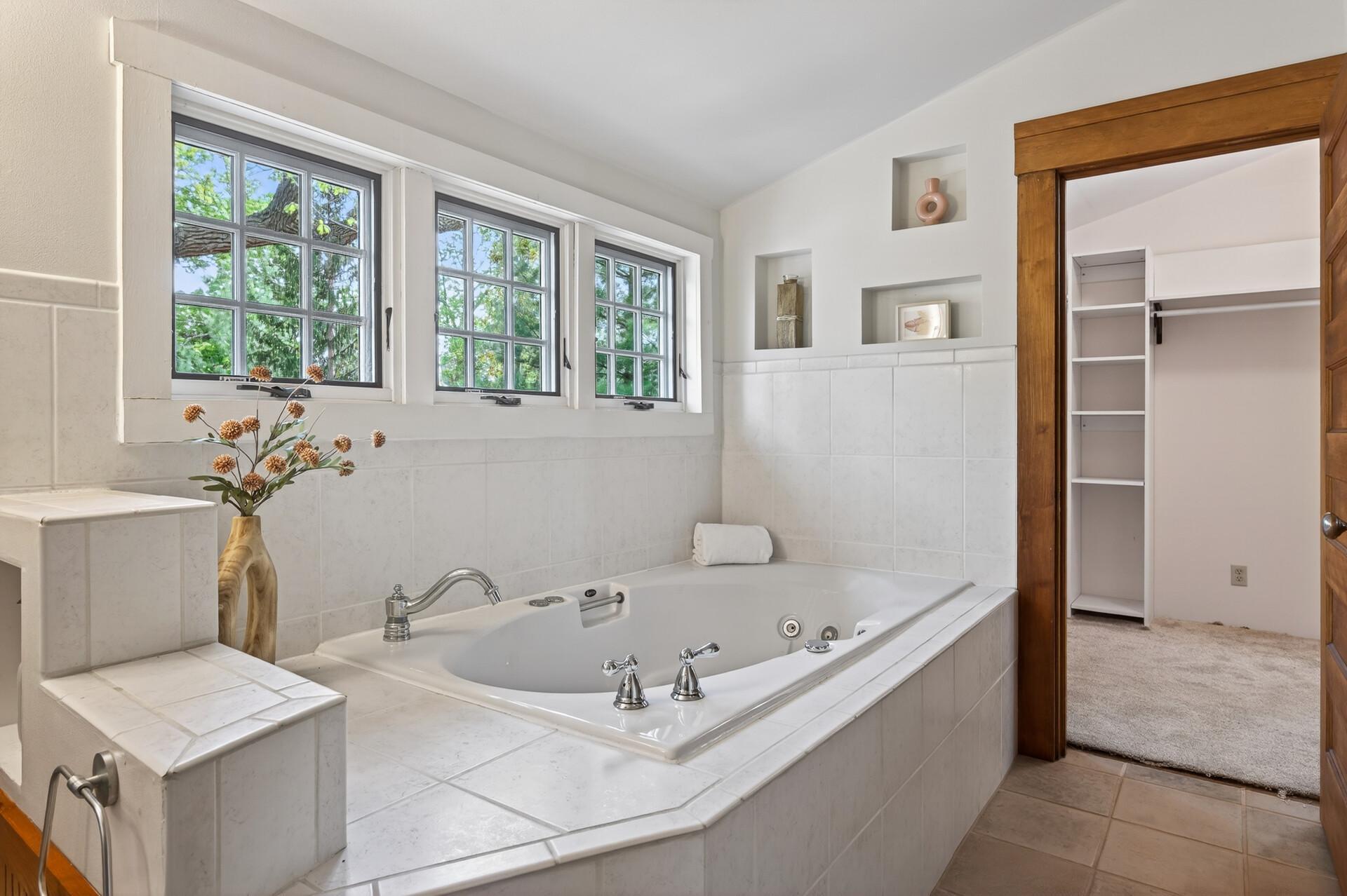 Large, Soaking Tub