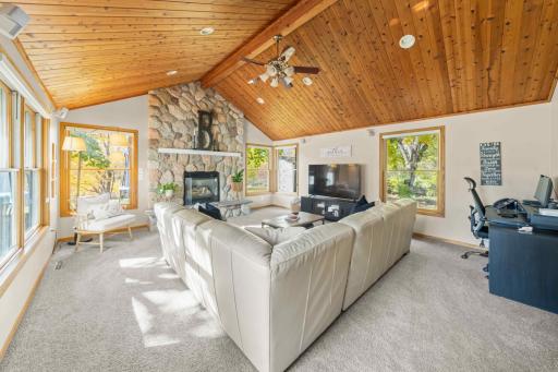 15429 Drexel Way, Saint Paul, MN 55124