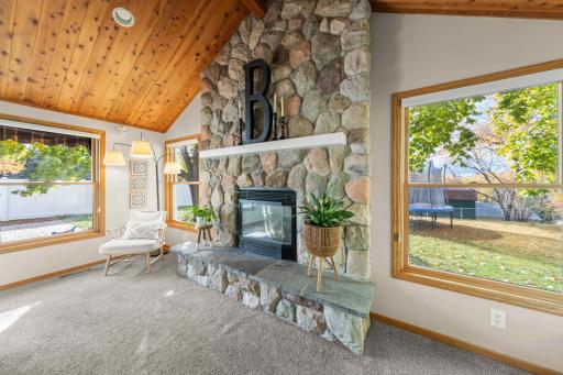 15429 Drexel Way, Saint Paul, MN 55124