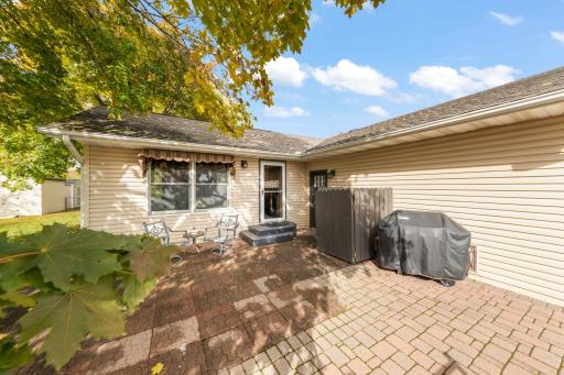 15429 Drexel Way, Saint Paul, MN 55124
