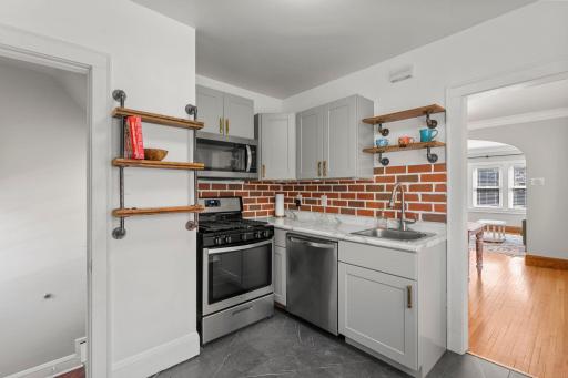 5036 35th Avenue S, Minneapolis, MN 55417