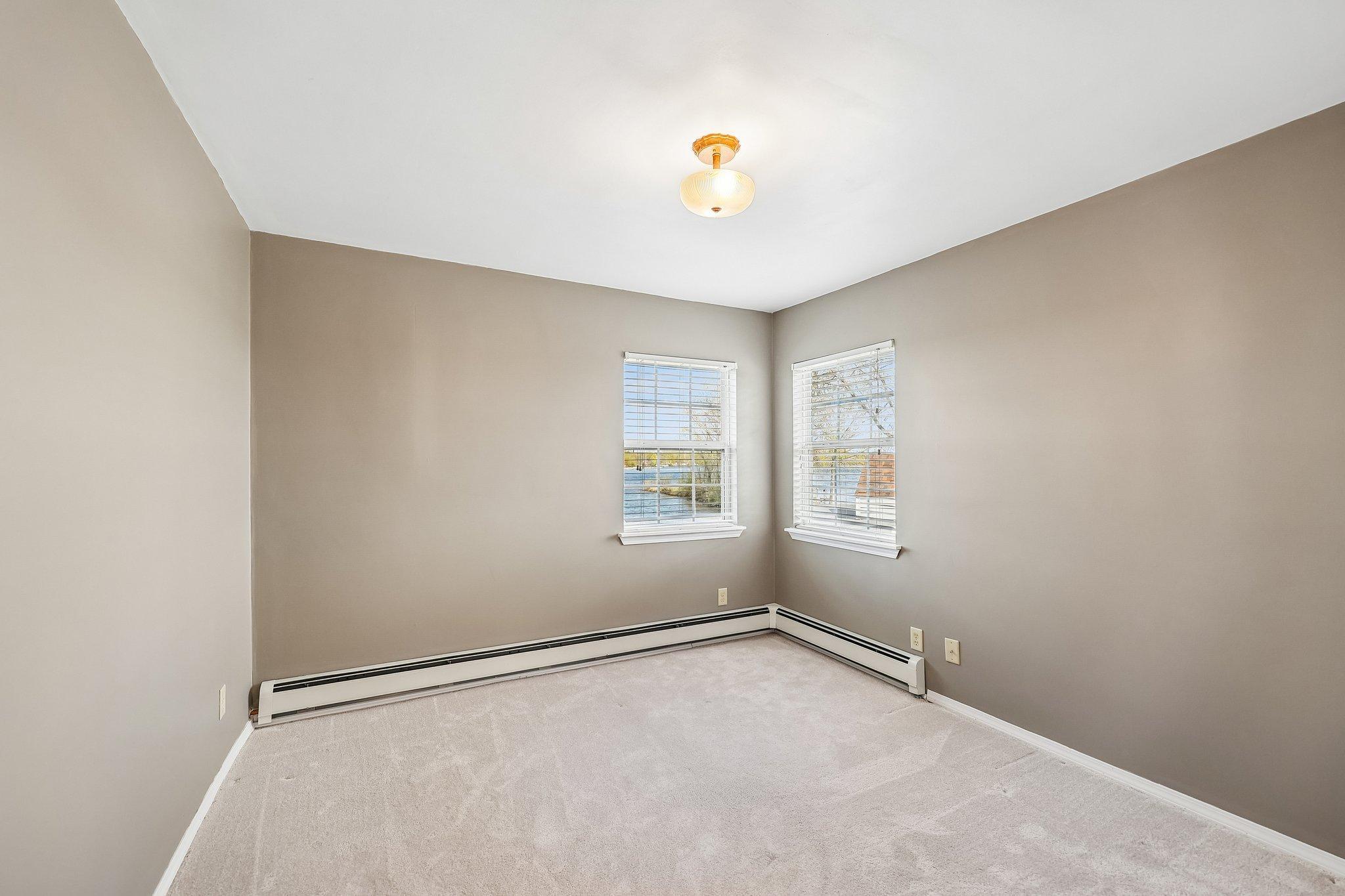 23-web-or-mls-Bonnie Glen Pkwy-S0505-023.jpg