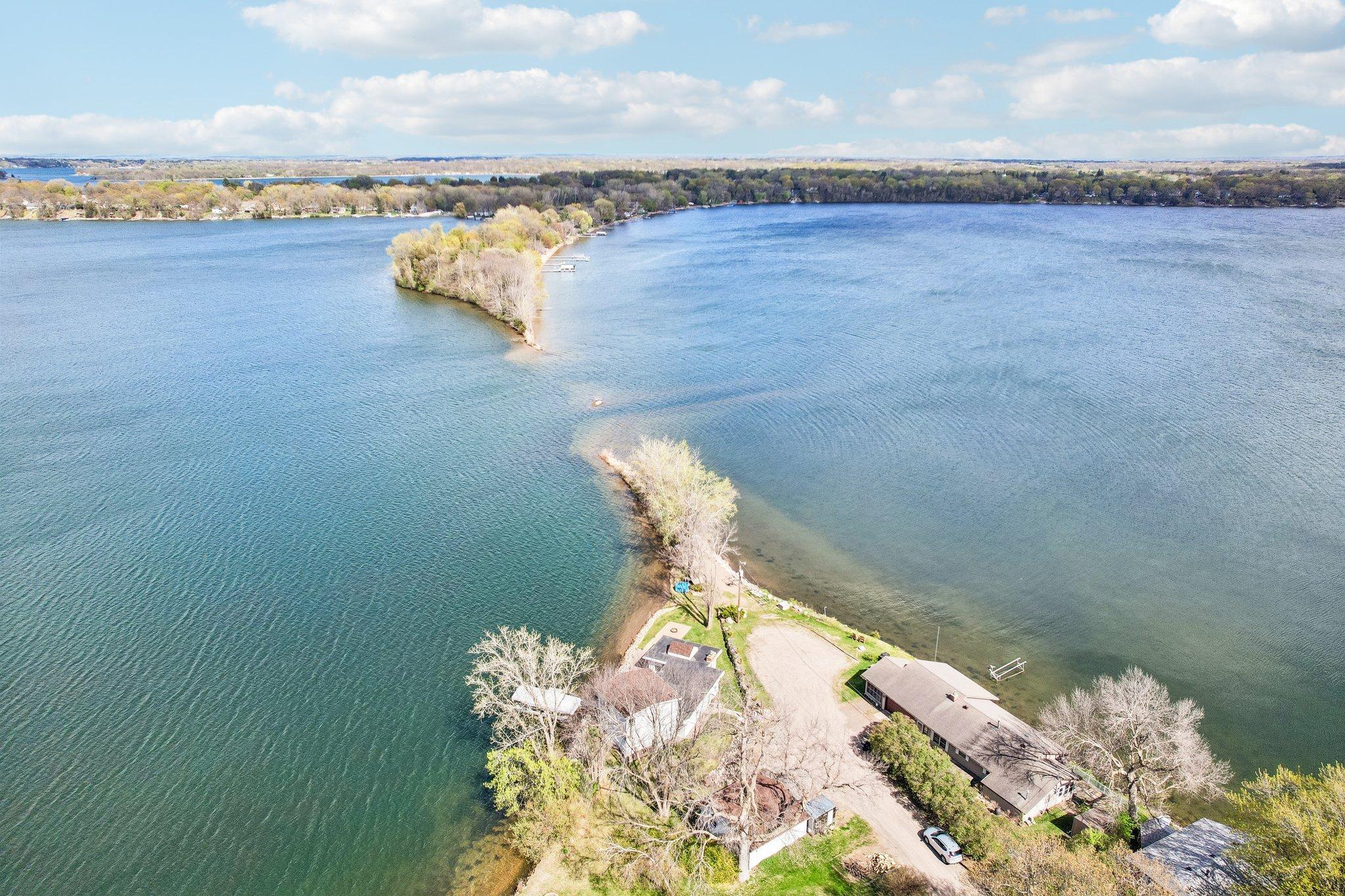 50-web-or-mls-Bonnie Glen Pkwy-S0505-050.jpg