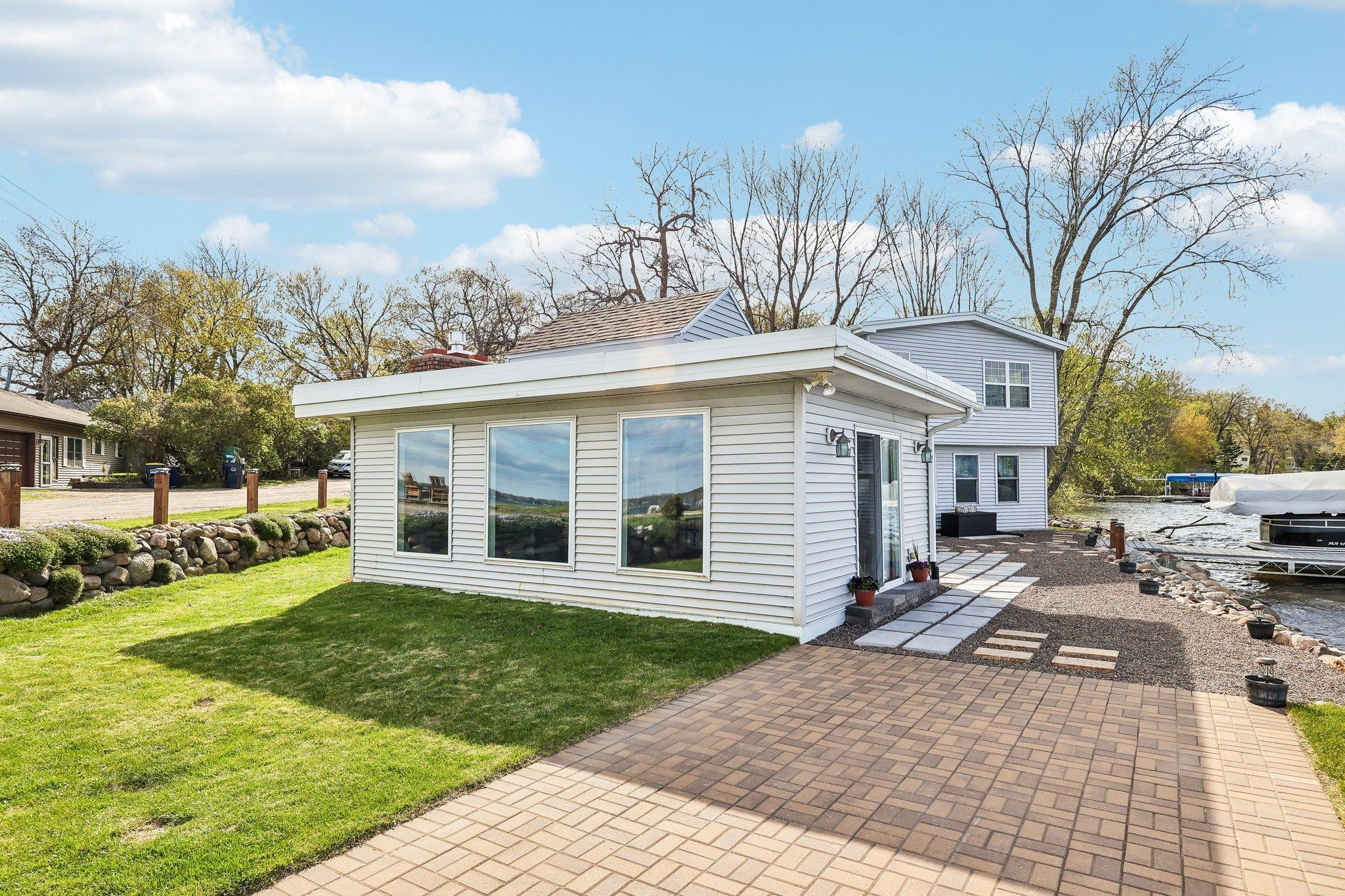 32-web-or-mls-Bonnie Glen Pkwy-S0505-032.jpg