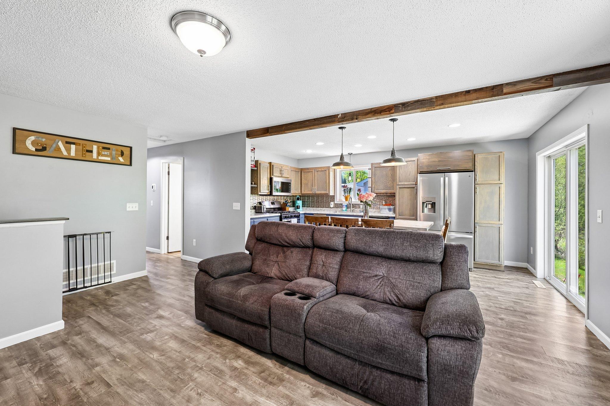 8-web-or-mls-Horseshoe Ln-S1405-008.jpg