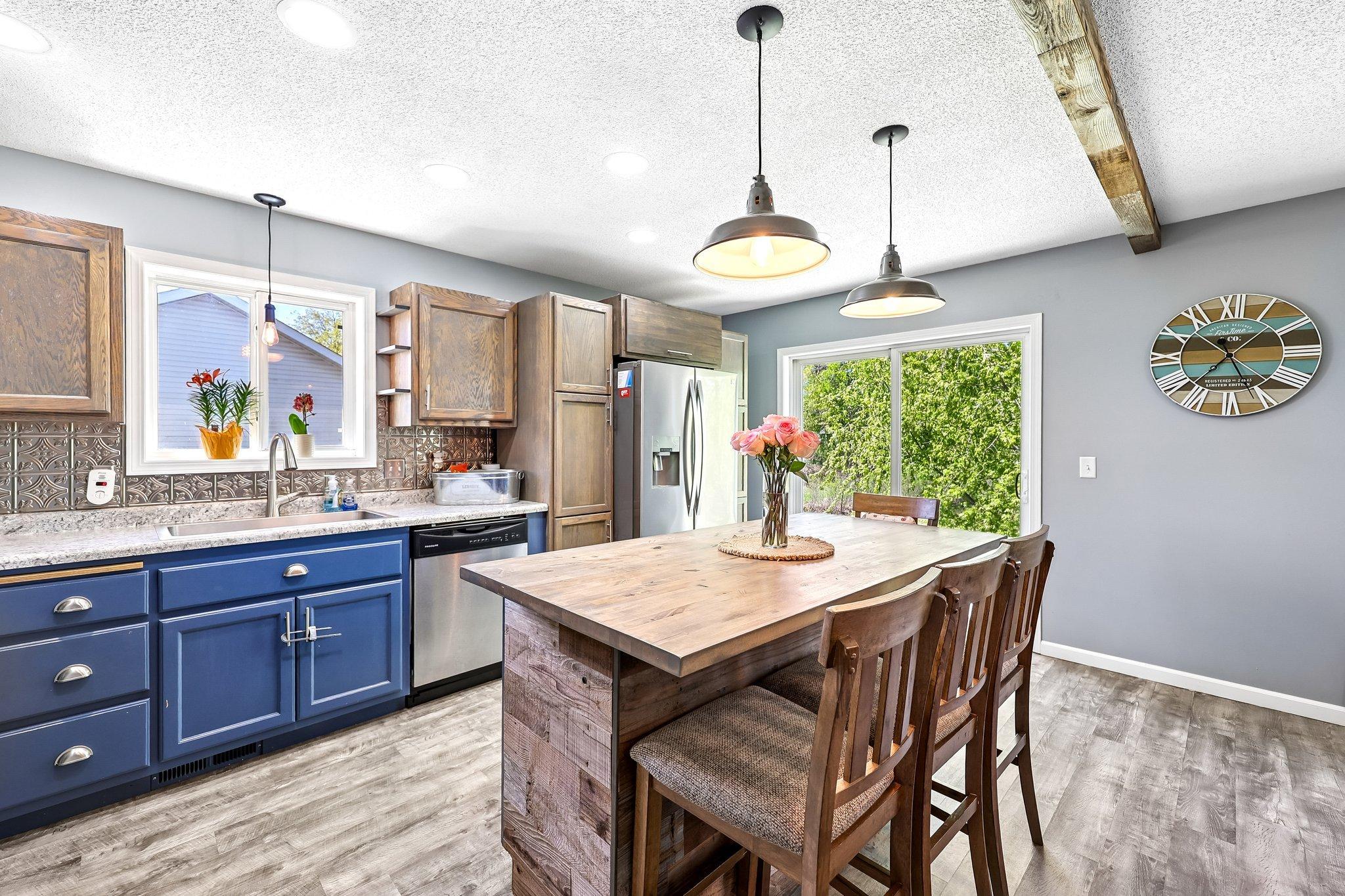 12-web-or-mls-Horseshoe Ln-S1405-012.jpg