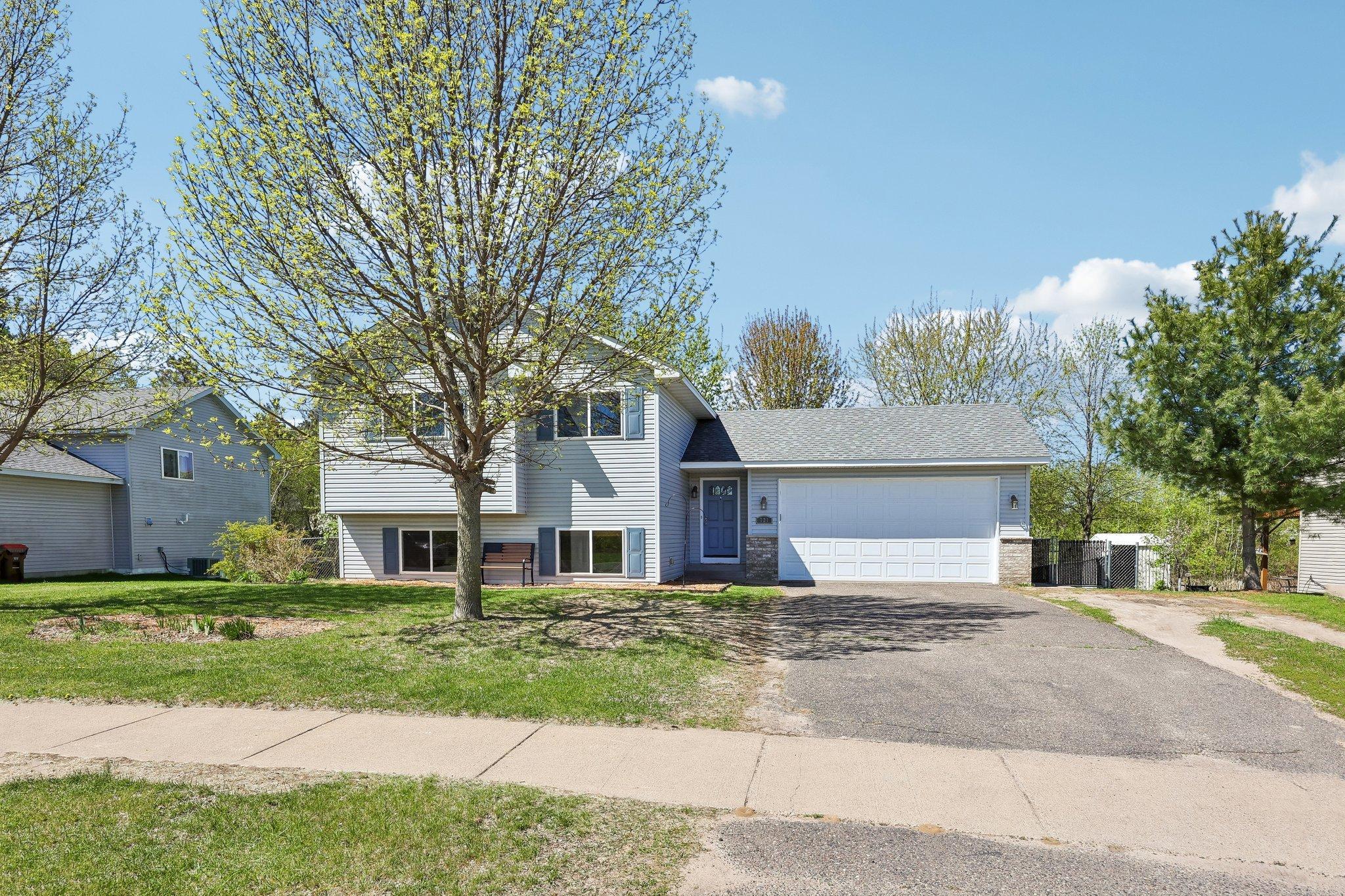 1-web-or-mls-Horseshoe Ln-S1405-001.jpg