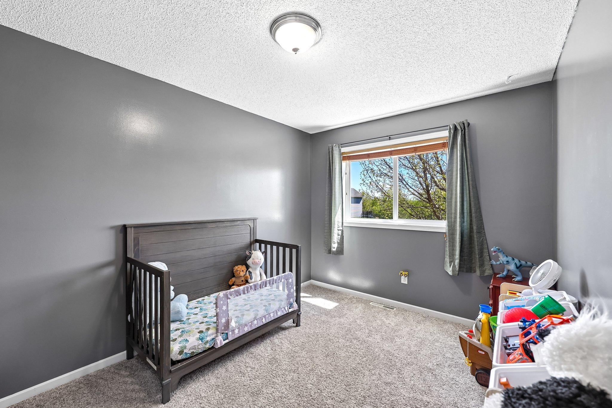 22-web-or-mls-Horseshoe Ln-S1405-022.jpg