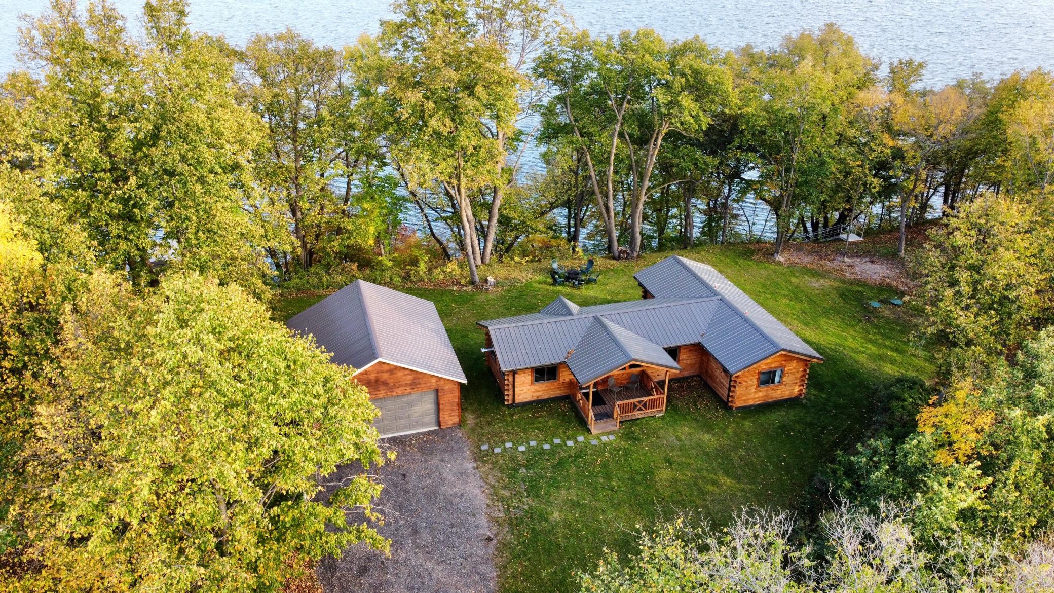 dji_fly_20231002_173100_73_1696292721339_photo_optimized.jpeg