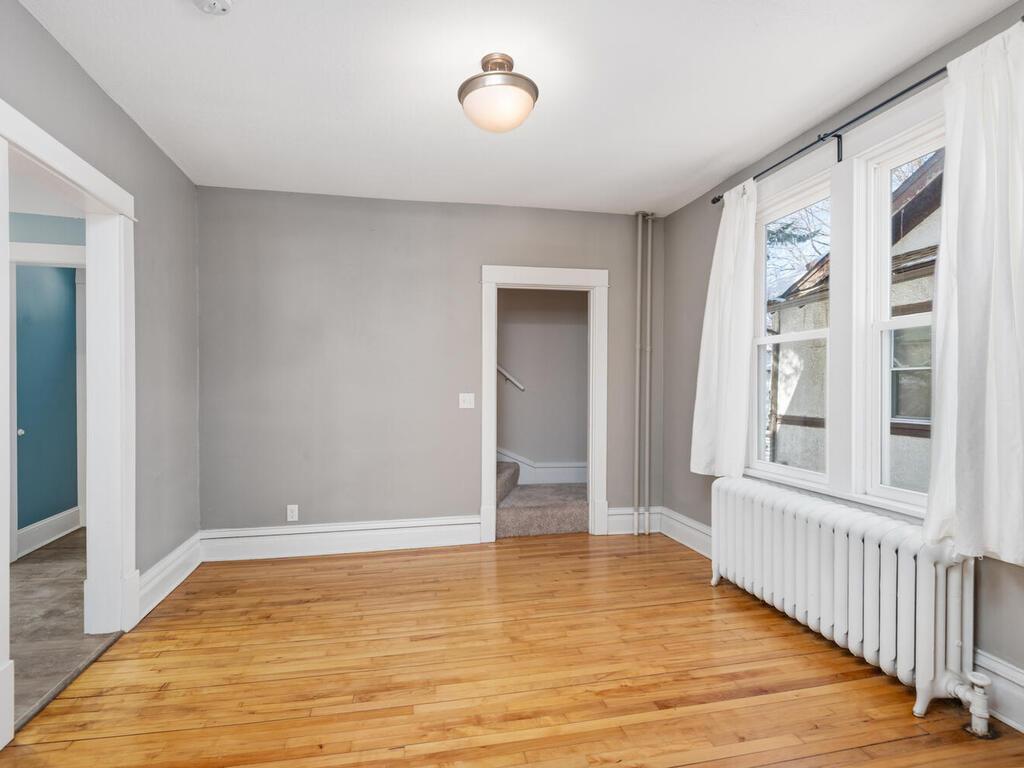 2517 Sheridan ave N minneapolis MN 55411 USA-013-003-Sheridan Ave NMinneapolis10-MLS_Size.jpg