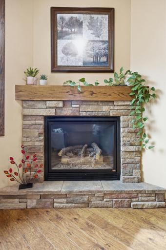 825 18th Avenue W, West Fargo, ND 58078