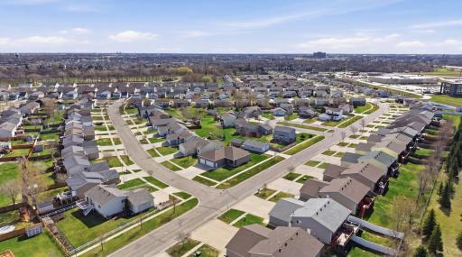 825 18th Avenue W, West Fargo, ND 58078