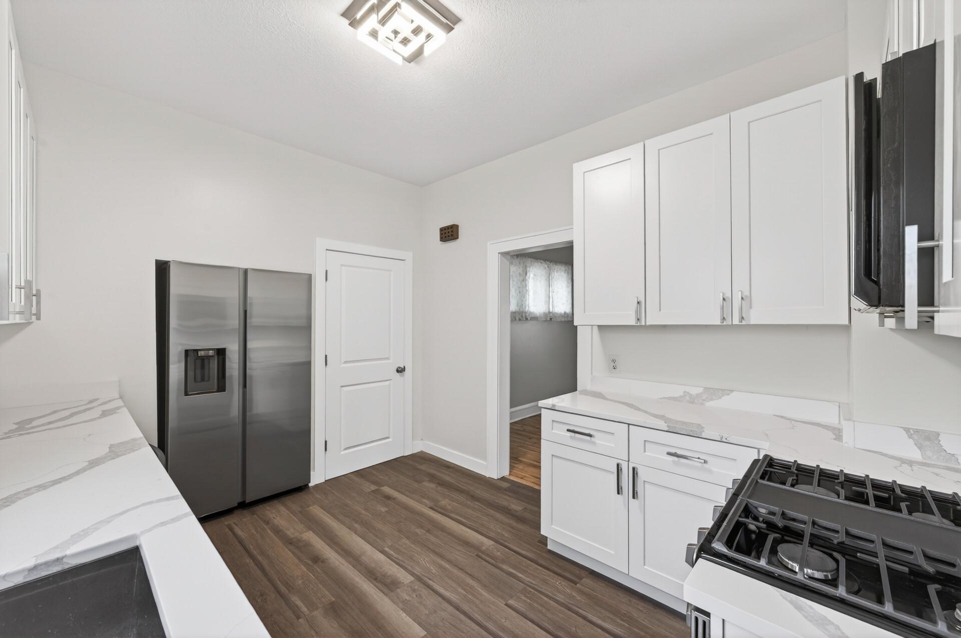 New LVP & SS Appliances