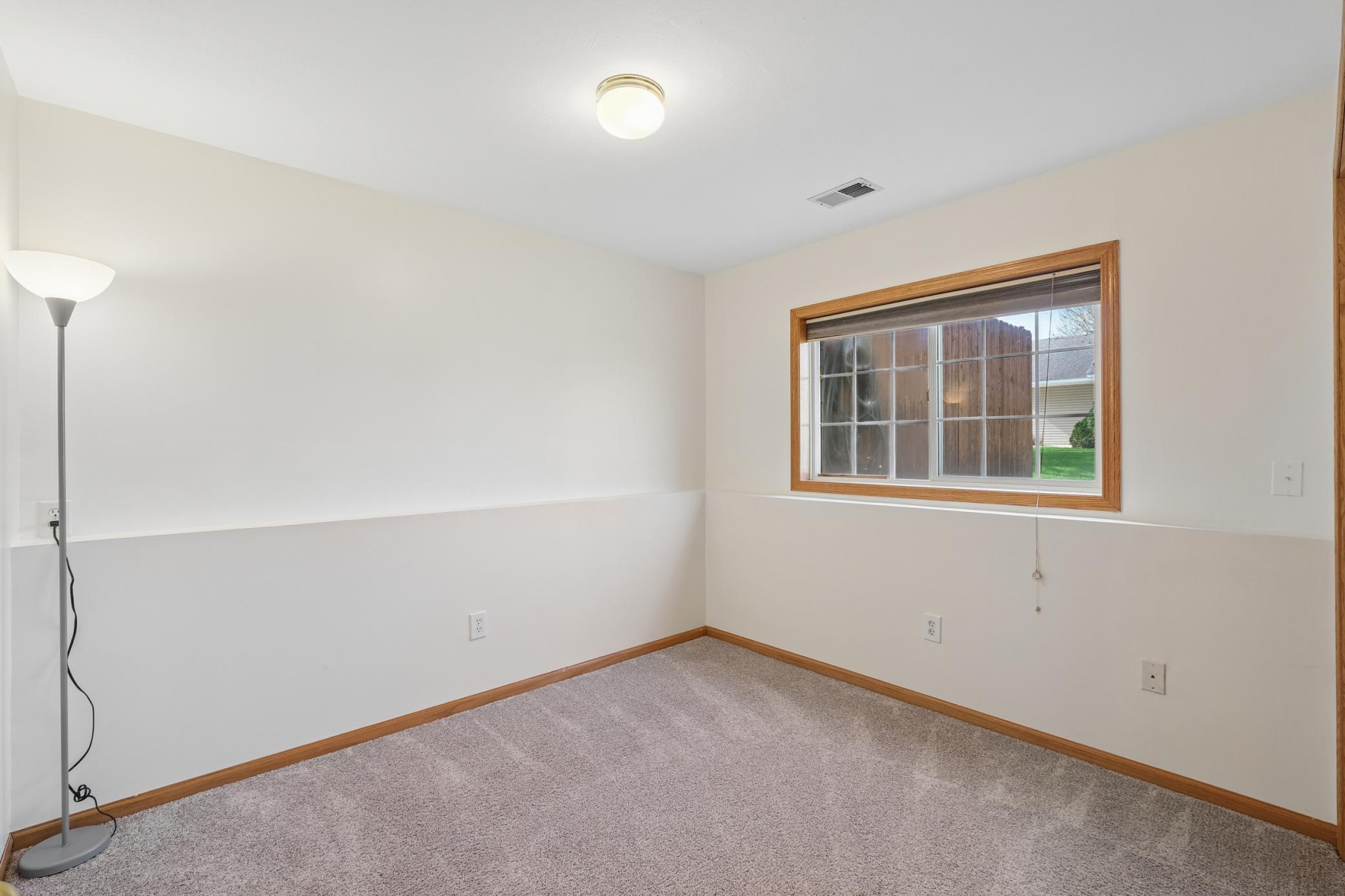 Bedroom 4 or ideal for home office/den space